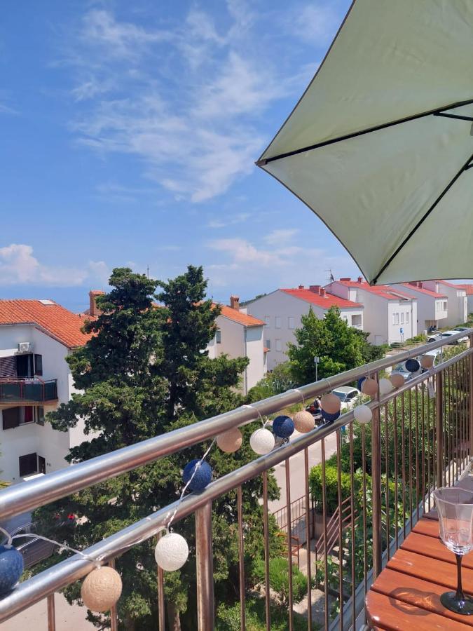 Falcon Mali Lošinj Exteriör bild